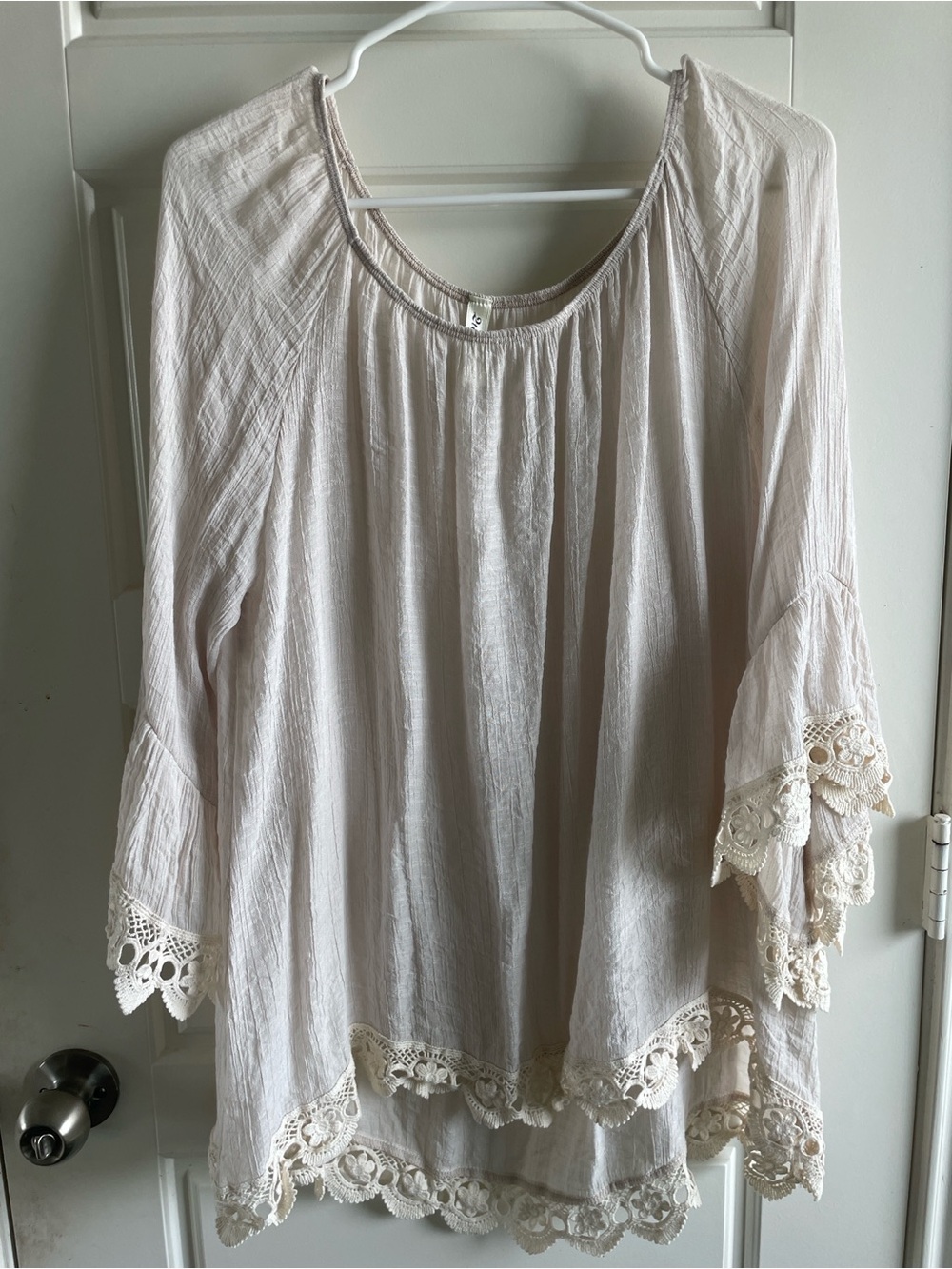 2tee Couture Cream Crochet-Trim Boho Tunic